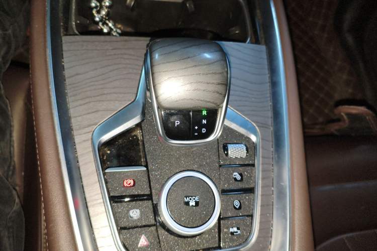 Used Chery Tiggo 8 PRO 2024 Champion Edition 390T Two-Wheel Drive Peak Version 5 Seats
