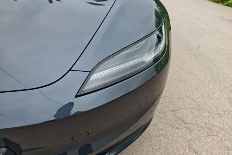 Used Tesla Model 3 2025 Rear-Wheel-Drive Version