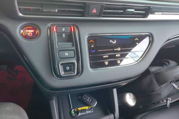 Used Honda Odyssey 2024 2.0L eHEV Sharp & Smart Edition