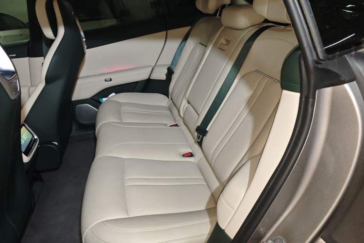 Used Xiaomi Auto YU7 2025 Ultra-Long Range All-Wheel Drive Pro Version