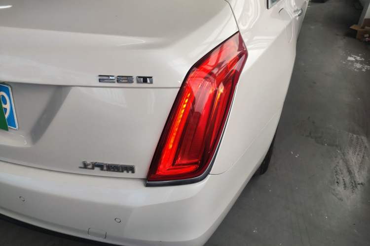 Used Cadillac CT6 2016 28T Fashion Edition Right Rear Taillight