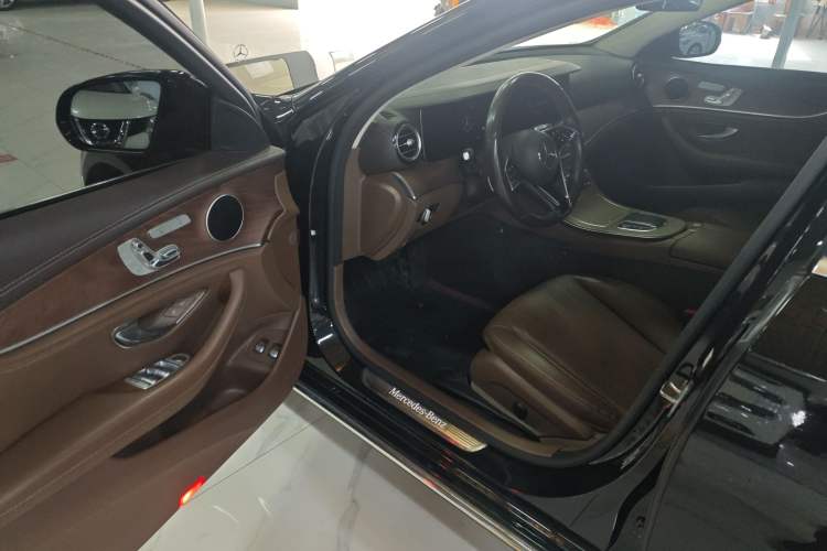 Used Mercedes-Benz E-Class New Energy 2022 E 350 e L Plug-in Hybrid Sedan