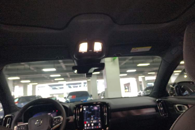 Used Volvo C40 2024 Long-Range PRO Version