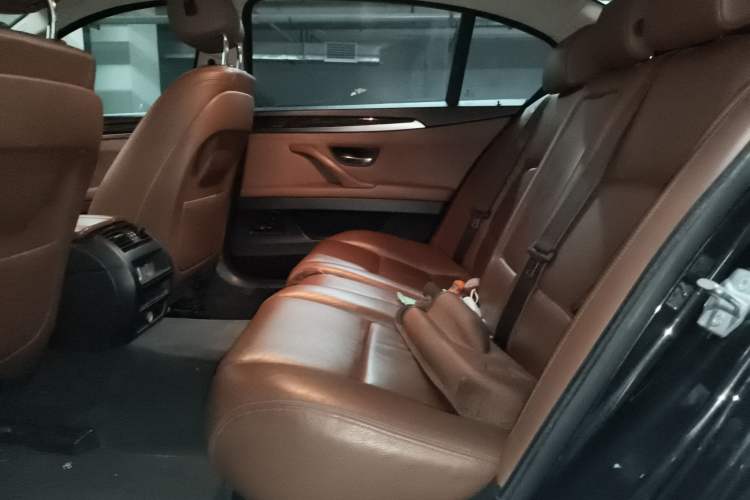 Used BMW 5 Series 2014 525Li Leading Model