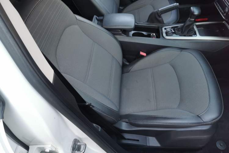 Used Qoros 3 2016 Urban SUV 1.6T Automatic Zhiyue Model