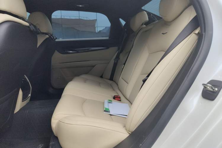 Used Cadillac CT6 2019 28T Fashion Edition Left Rear Seat
