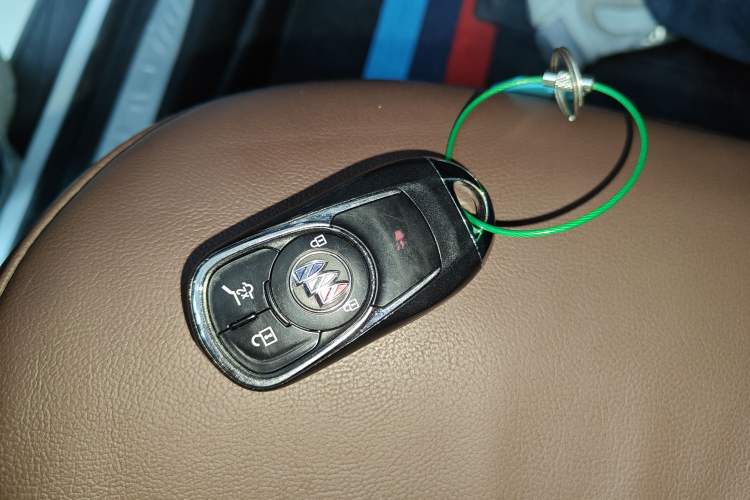 Used Buick Envision 2021 532T Two-Wheel-Drive Luxury Version