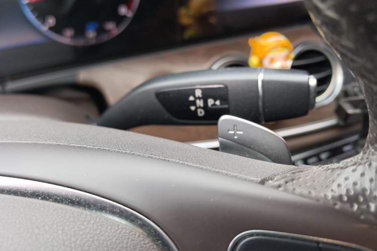 Used Mercedes-Benz E-Class 2017 E 300 L Luxury Model Gear Lever