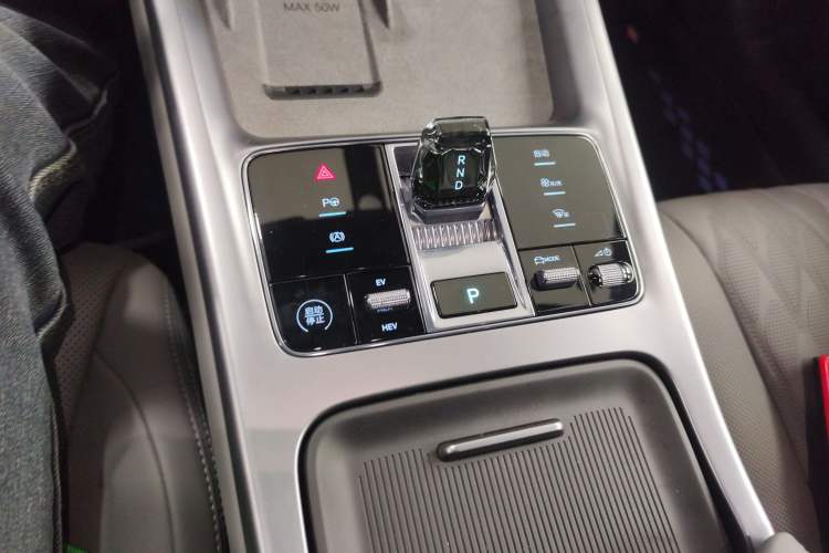 Used BYD Seal 07 DM-i 2025 Intelligent Driving Version DM-i 1.5T 125 km Range Flagship Edition