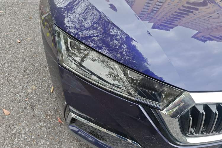 Used Skoda Octavia 2021 PRO TSI280 DSG Luxury Edition Right Front Headlight