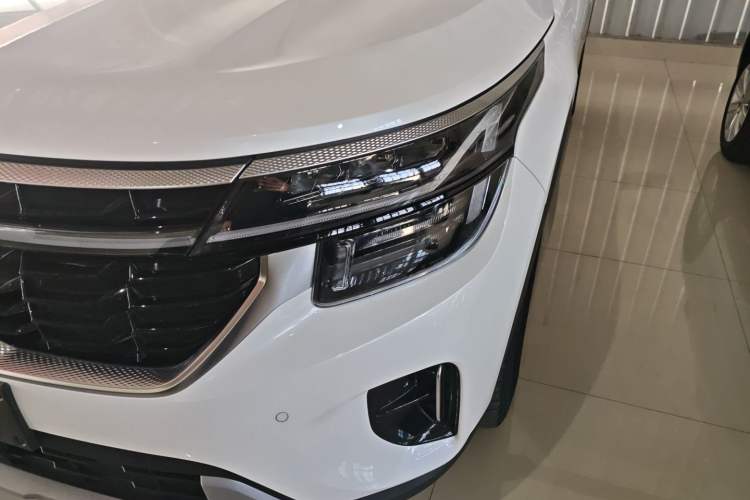 Used Kia Seltos 2023 1.5L CVT Luxury Edition
