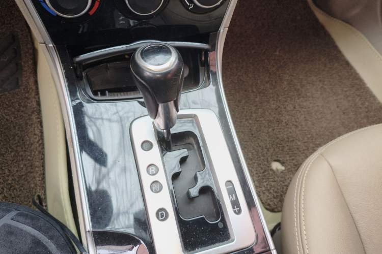 Used Mazda 6 2012 2.0L Automatic Fashion Edition Gear Lever