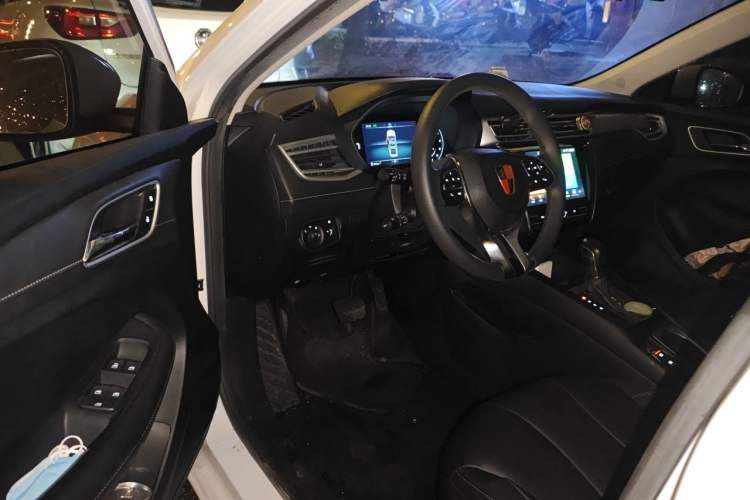 Used Roewe i5 2020 1.5L Automatic 4G Connect Luxury Flagship Edition