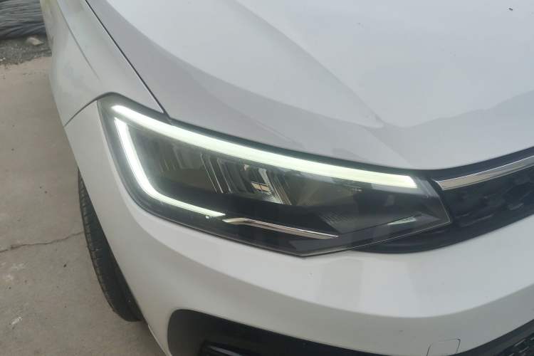 Used Volkswagen Lavida 2023 New Sharp 1.5L Automatic Excellent New Edition
