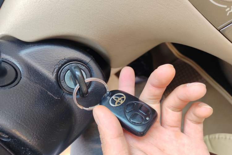 Used Toyota Corolla EX 2013 1.6L Automatic Luxury Edition