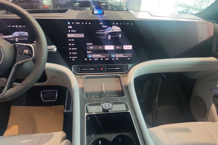 Used Hima AITO M9 2025 Extended-Range Max Version 52 kWh 6-Seater Edition Audio And AC Panel