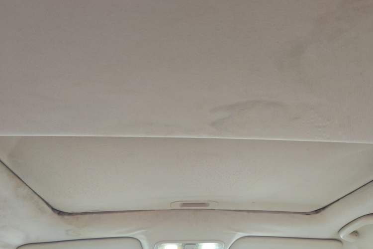 Used CHANGAN Alsvin V7 2015 1.6L Automatic Enjoyment Model China IV Standard Headliner