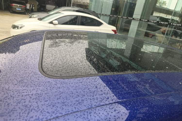 Used Audi A4L 2019 40 TFSI Ambition China VI Roof