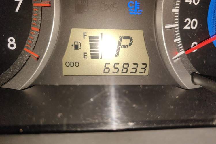 Used Toyota Corolla EX 2013 1.6L Automatic Excellence Edition Odometer Close Up