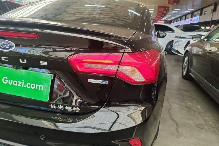 Used Ford Focus 2021 Sedan EcoBoost 180 Automatic ST Line