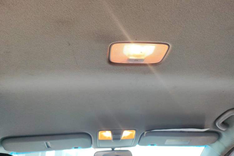 Used Hyundai Elantra (5th Generation / Langdong) 2016 1.6L Automatic Smart Version
