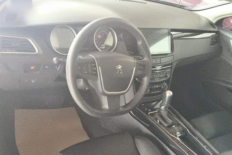 Used Peugeot 508 2015 1.6THP Automatic Zhiiyi Edition Center Console