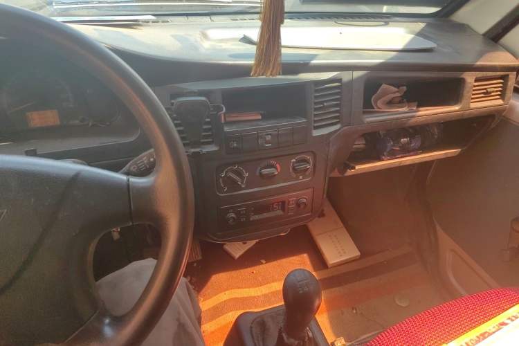 Used Wuling Zhiguang 2020 1.2L Practical Model China VI LSI
