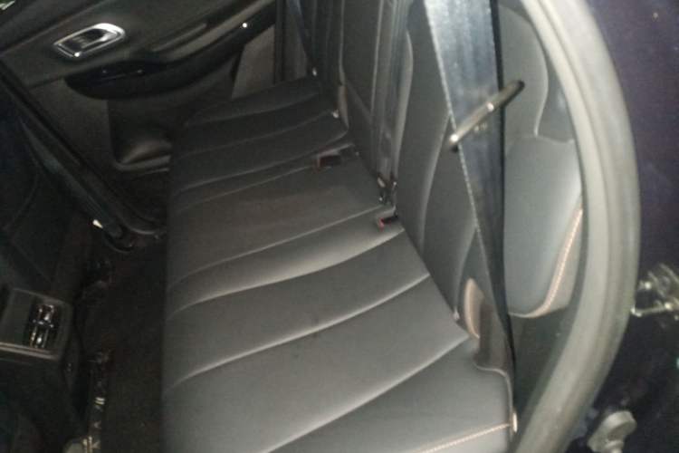 Used CHANGAN OSHAN X7 PLUS 2023 Enjoy Edition 1.5T Automatic Prestige Model Left Rear Seat