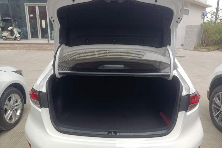 Used Toyota Levin 2024 185T CVT Luxury Edition