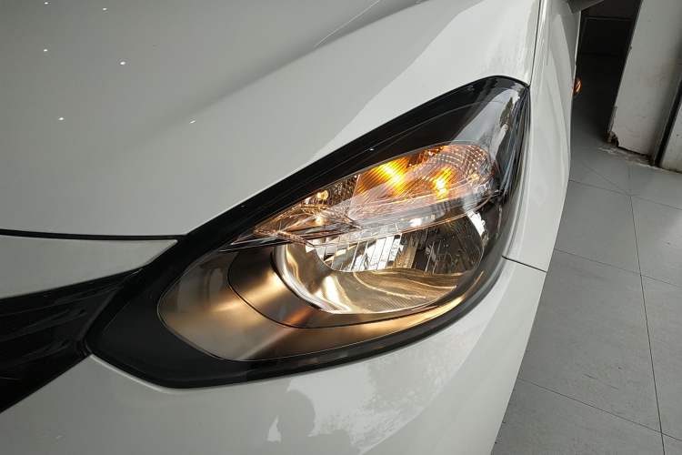 Used Honda Fit 2022 1.5L CVT Trendy Sunroof Edition
