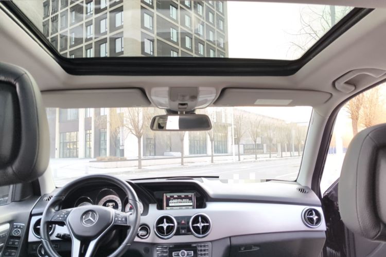 Used Mercedes-Benz GLK-Class 2013 GLK 300 4MATIC Dynamic Sunroof Model