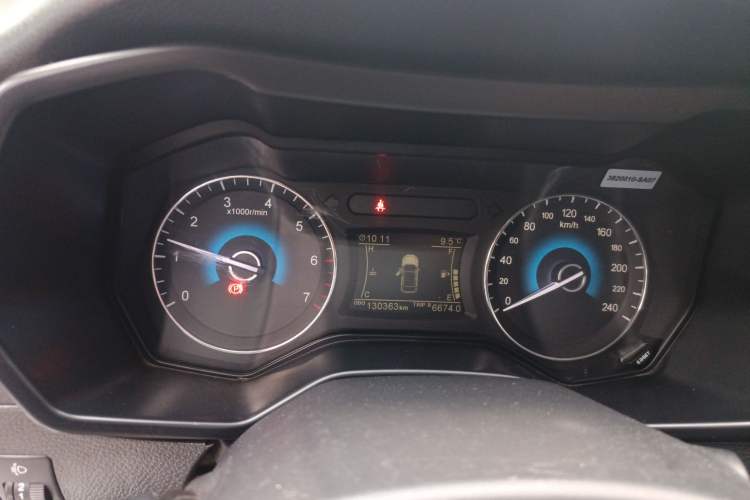 Used Dongfeng Fengon 580 2018 Revised Version 1.8L Manual Comfort Edition Instrument Cluster