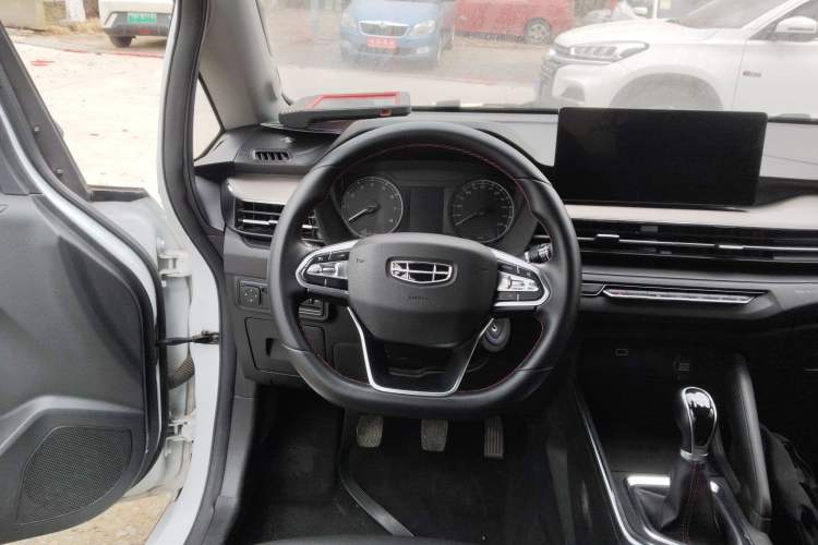 Used Geely Auto Vision X3 2021 PRO 1.5L Manual Elite Model
