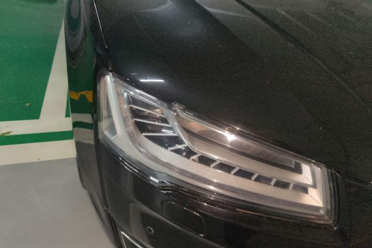 Used Audi A8 2013 A8L 45 TFSI quattro Luxury Model
