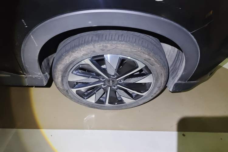 Used BYD Song PLUS New Energy 2024 Honor Edition EV 520km Flagship Model
