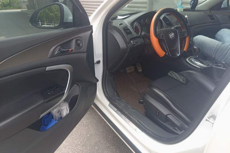 Used Buick Regal 2013 1.6T Automatic Elite Sport Edition Driver Seat