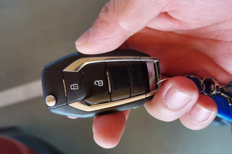 Used SAIC MAXUS G10 2021 2.0T Automatic Elite Edition Gasoline 7-Seater Interior 1