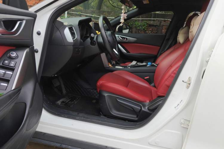 Used Mazda CX-4 2018 2.0L Automatic 2WD Blue Sky Exploration Edition China VI Standard