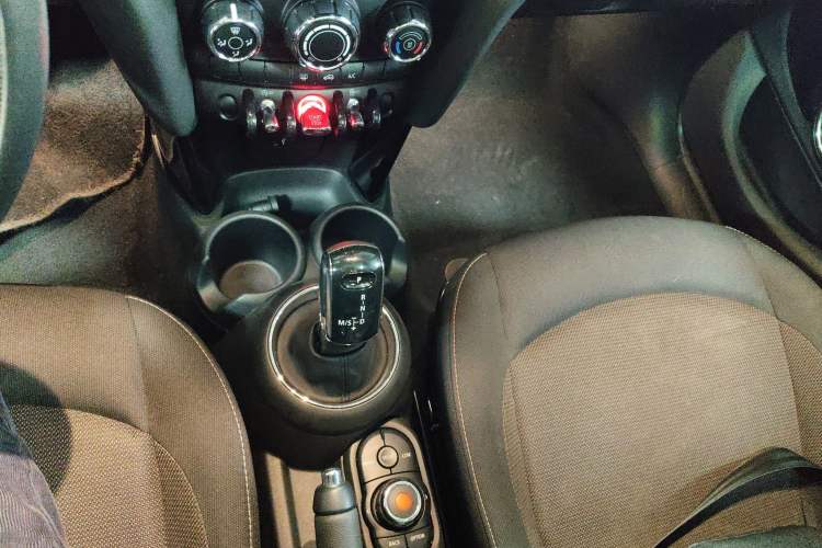 Used MINI 2021 1.5T ONE PLUS Five-Door Edition
