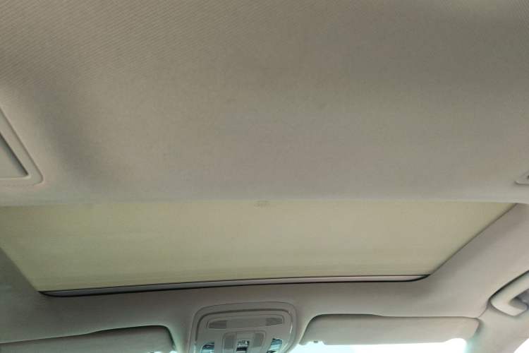 Used Audi A8 2012 A8L 45 TFSI quattro Comfort model
