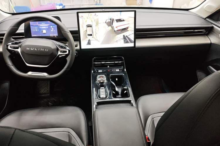 Used Wuling Xingguang 2024 Co-Creation Edition 70 Standard Model