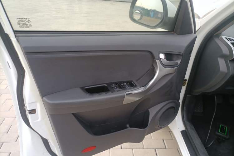 Used Chery Tiggo 3 2014 1.6L Manual Zhishang Edition