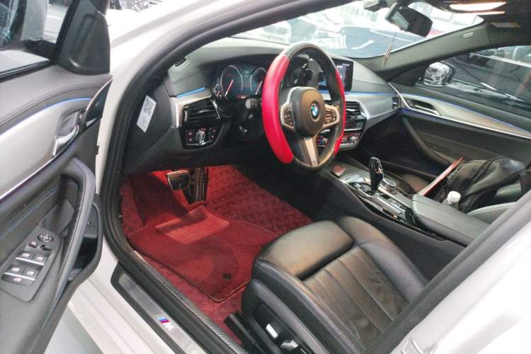 Used BMW 5 Series 2018 525i M Sport Package
