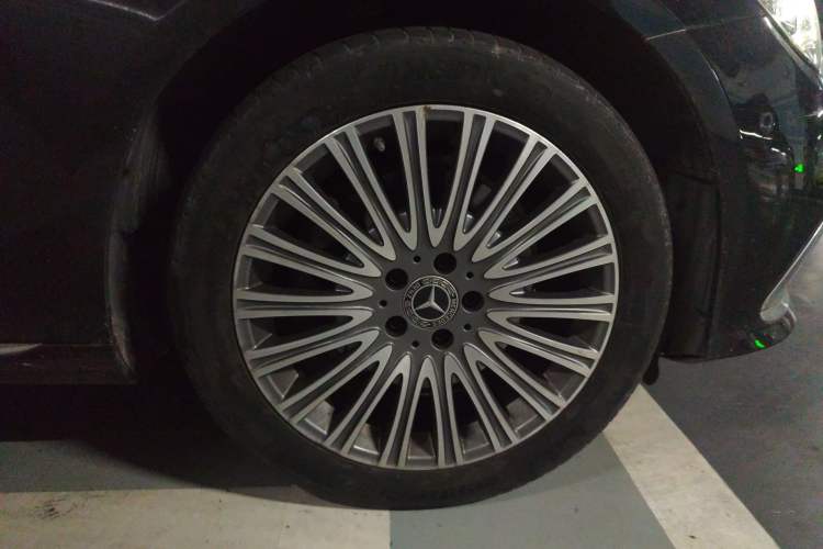 Used Mercedes-Benz E-Class 2021 E 300 L Luxury Model
