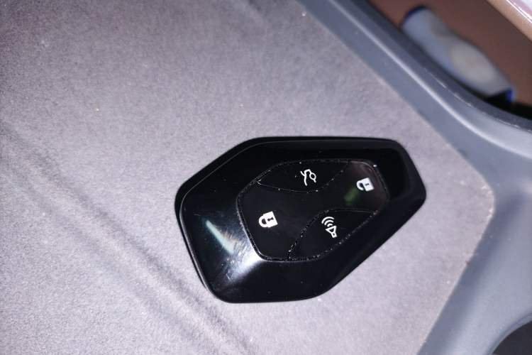 Used ARCFOX Alpha S5 2024 560MAX 185kW
