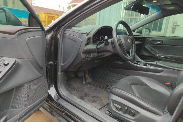 Used Toyota Avalon 2021 2.5L Luxury Edition Interior 3