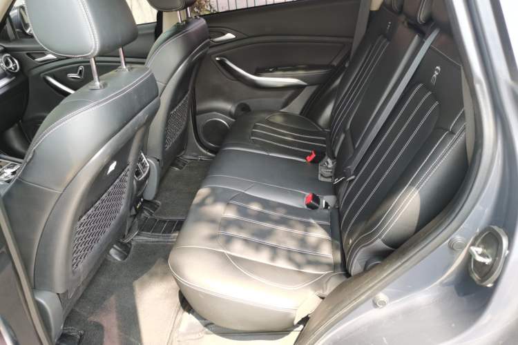 Used BYD Song New Energy 2019 Song DM 1.5TID Smart Connect Dynamic Model Left Rear Seat