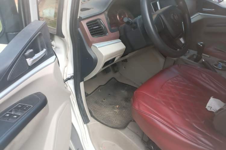 Used FORTHING Lingzhi 2019 M5L 1.6L 7-Seater Base Model China VI Standard