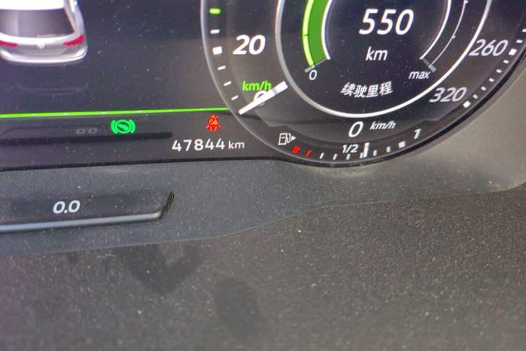 Used Volkswagen Tiguan L 2018 330TSI Automatic Two-Wheel Drive Luxury Edition Odometer Close Up