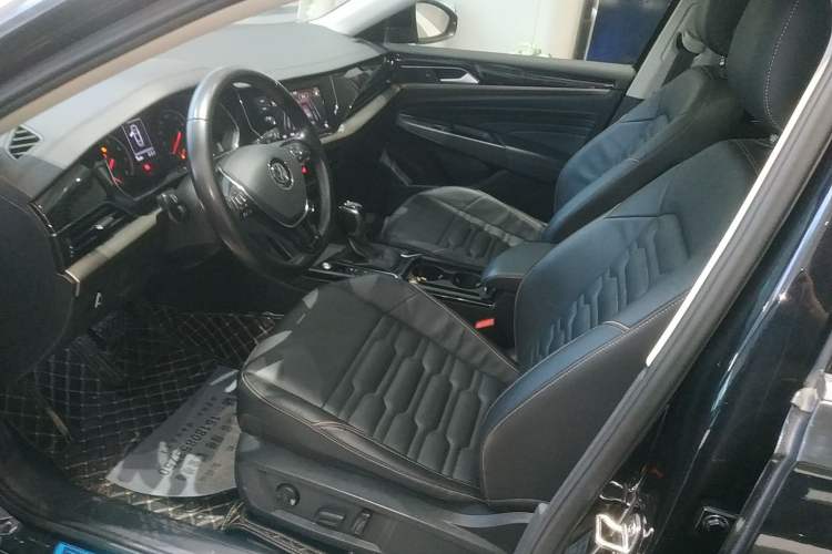 Used Volkswagen Passat 2019 330TSI Elite Edition China VI